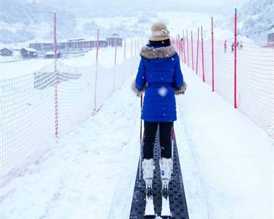 滑雪場策劃要考慮其空間面積，山勢山型